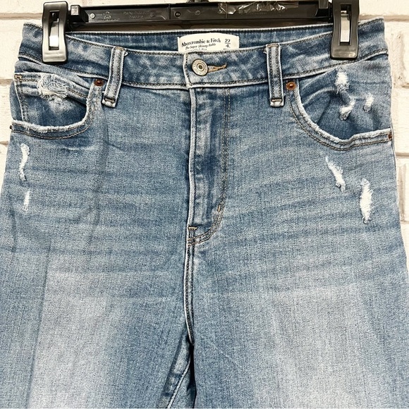 Abercrombie & Fitch Women’s High Rise Super Skinny Ankle Jean - Picture 3 of 7